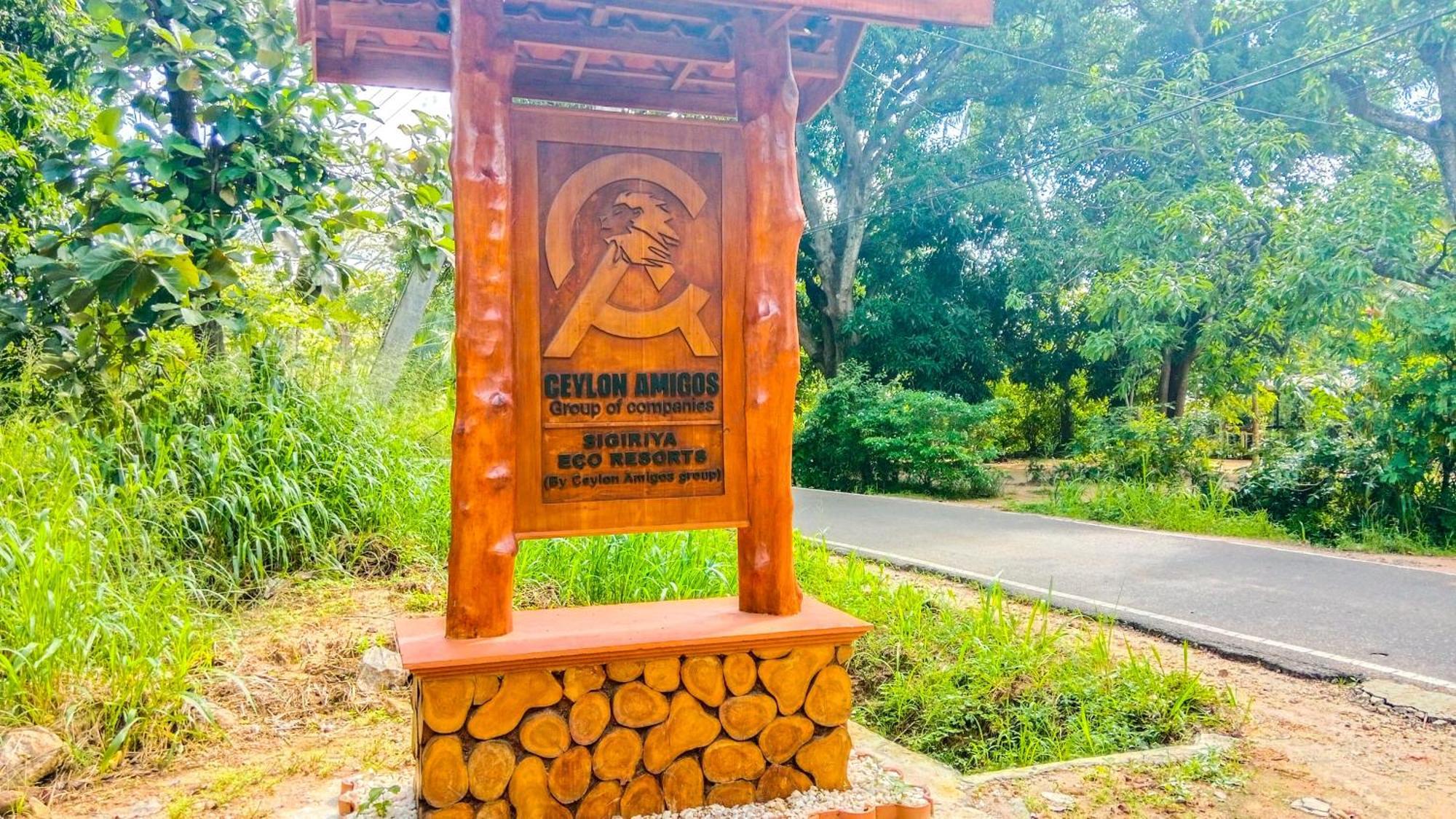Ceylon Amigos Eco Resort Sigiriya Esterno foto